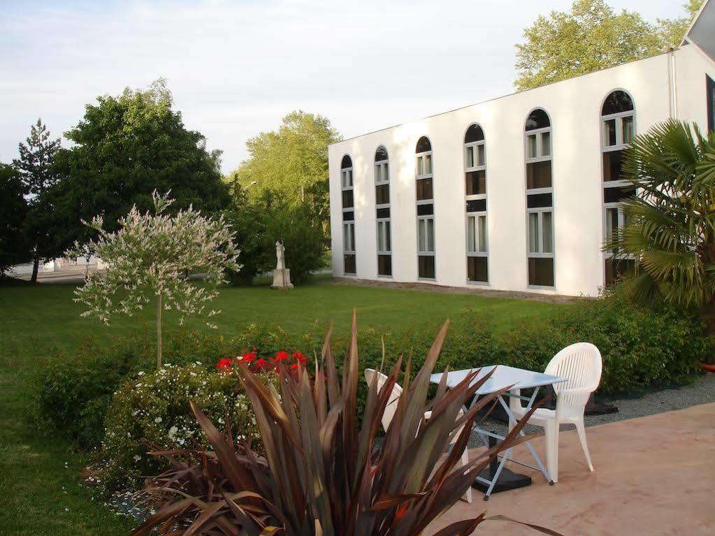 Agape Hotel Bessines Kültér fotó